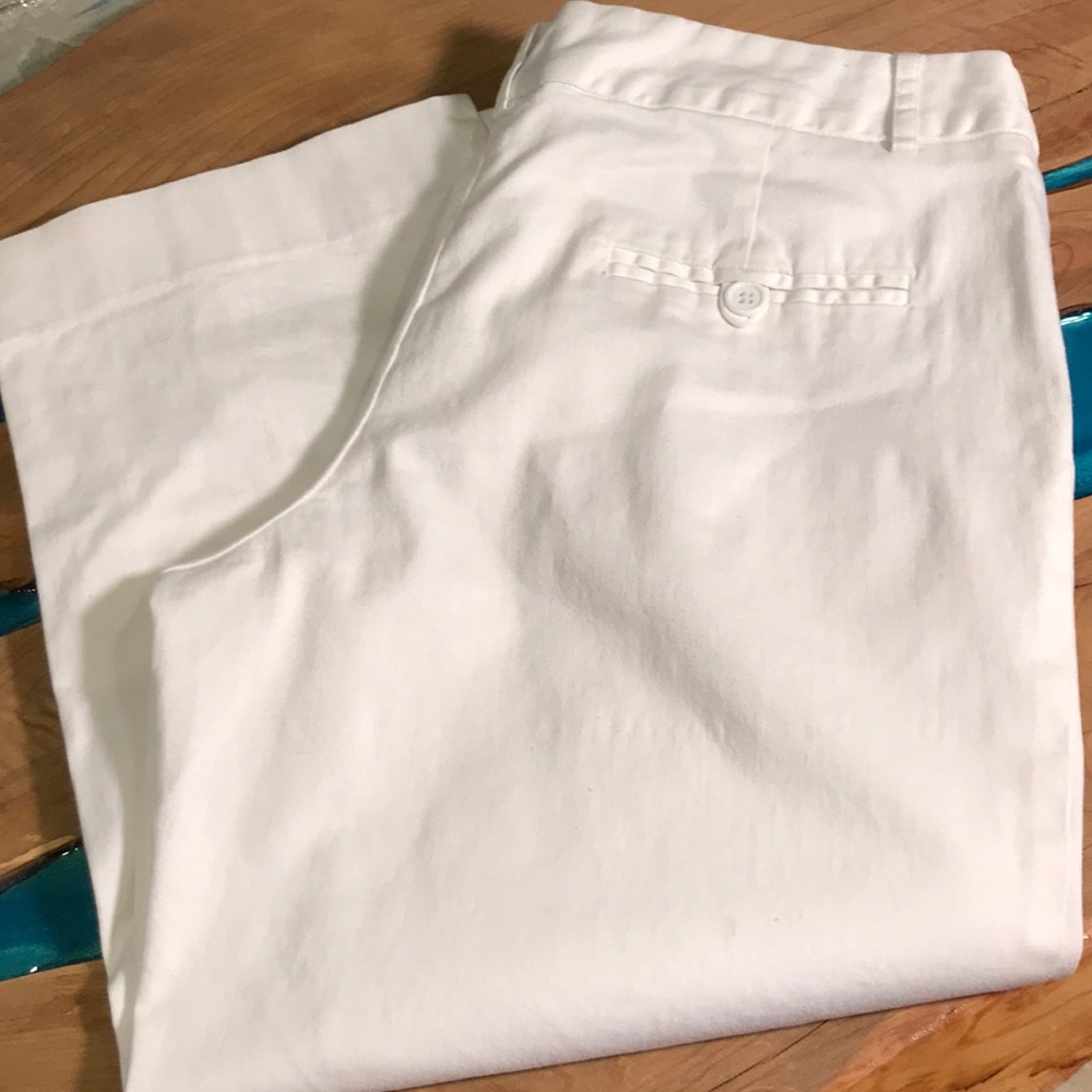 Manic size9 Capris